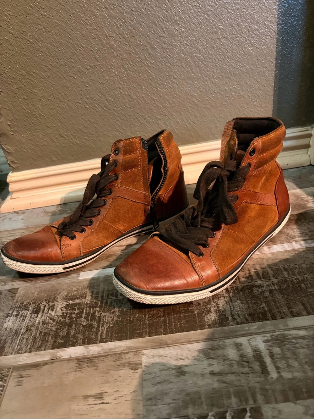Kenneth Cole Men's Brown High-Top Leather Sneakers